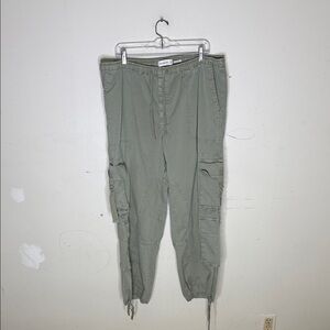 Abercrombie & Fitch Olive Green Cargo Jogger Pants